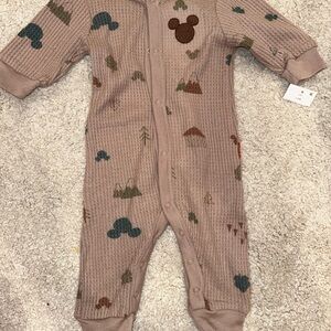 3-6 months baby One Piece with Mickey wilderness print
